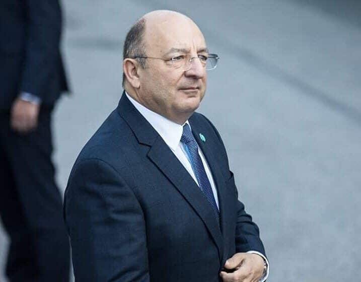 It-Tabib Michael Farrugia Jieħu F’Idejh Il-Ministeru Tal-Anzjani U Anzjanità Attiva
