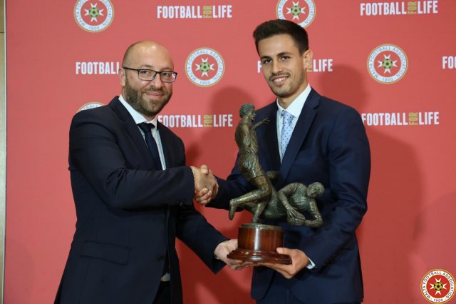 Matthew Guillaumier Jirbaħ L-Unur Ta’ L-Aħjar Plejer Tas-Sena tal-MFA